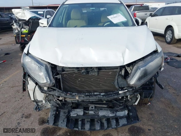 2016 Nissan Rogue SL with VIN 5N1AT2MT2GC916467, listed as a IAAI auction lot 41466717 with 70,581 mi miles. Bid and sale history available at carsss.com. Image 12.