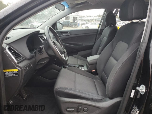 2017 Hyundai Tucson Sport z VIN KM8J33A23HU373501, wystawiony jako Copart lot #86020534 z przebiegiem Nie podano mil oraz Szkody całkowita. Historia ofert i sprzedaży dostępna na DreamBid. Obrazek 7.