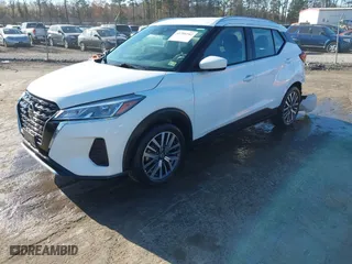 2021 Nissan Kicks SV with VIN 3N1CP5CV5ML489794, listed as a IAAI auction lot 41706542 with 61,006 mi miles. Bid and sale history available at carsss.com. Image 2.