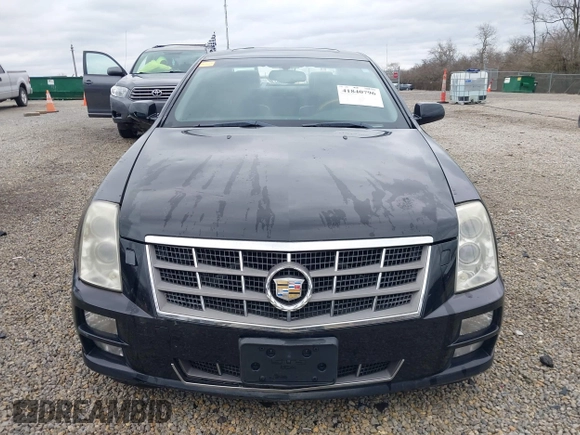 2011 Cadillac STS RWD z VIN 1G6DW6ED8B0159384, wystawiony jako IAAI lot #41840796 z przebiegiem 209 953 mil mil oraz . Historia ofert i sprzedaży dostępna na DreamBid. Obrazek 13.