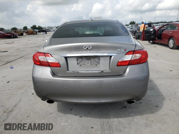 2013 Infiniti M z VIN JN1BY1AP9DM514188, wystawiony jako Copart lot #57634155 z przebiegiem 170 910 mil mil oraz Szkoda całkowita • Salvage title. Historia ofert i sprzedaży dostępna na DreamBid. Obrazek 6.