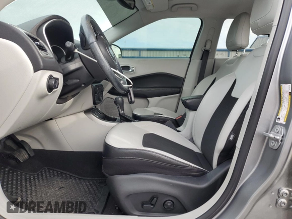 2021 Jeep Compass Latitude with VIN 3C4NJCBB6MT522725, listed as a Copart auction lot 52069125 with 54,008 mi miles and Salvage title. Bid and sale history available at DreamBid. Image 7.