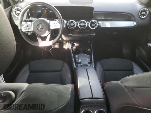 2021 Mercedes-Benz GLB with VIN W1N4M5BB0MW082132, listed as a Copart auction lot 39354894 with 24,421 mi miles. Bid and sale history available at carsss.com. Image 8.