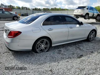 2017 Mercedes-Benz E-Class E 300 Luxury with VIN WDDZF4JB2HA192563, listed as a Copart auction lot 52733165 with 115,061 mi miles and Clean Title. Bid and sale history available at carsss.com. Image 3.