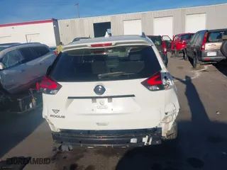 2017 Nissan Rogue SL with VIN JN8AT2MV7HW008445, listed as a IAAI auction lot 41750567 with 112,807 mi miles. Bid and sale history available at carsss.com. Image 17.
