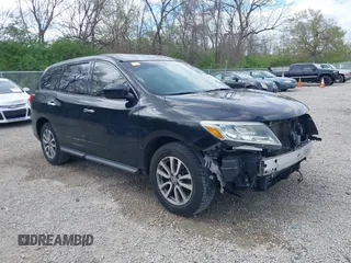 2014 Nissan Pathfinder SV with VIN 5N1AR2MN8EC715394, listed as a IAAI auction lot 42080367 with 141,208 mi miles. Bid and sale history available at carsss.com. Image 1.