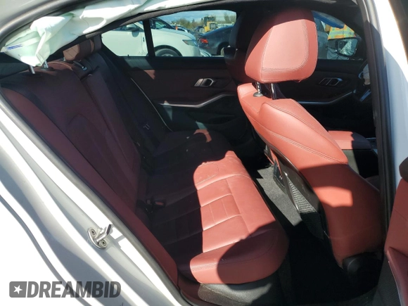 2022 BMW 3 Series M340i with VIN 3MW5U7J02N8C71976, listed as a Copart auction lot 48223325 with 41,579 mi miles and Salvage Title. Bid and sale history available at carsss.com. Image 10.