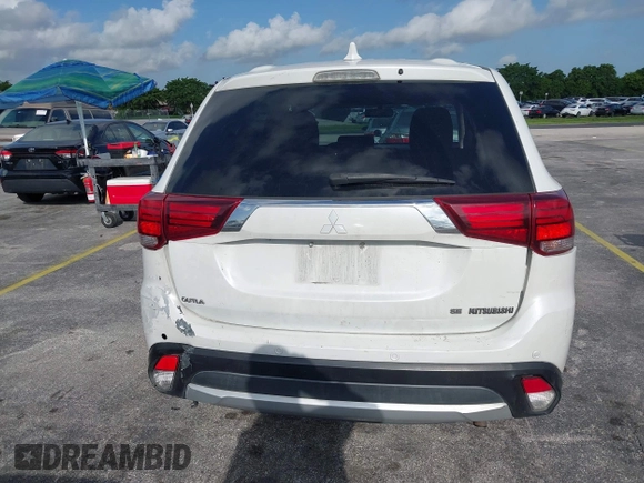 2017 Mitsubishi Outlander SE with VIN JA4AD3A30HZ025100, listed as a IAAI auction lot 42423429 with 205,827 mi miles and . Bid and sale history available at DreamBid. Image 17.