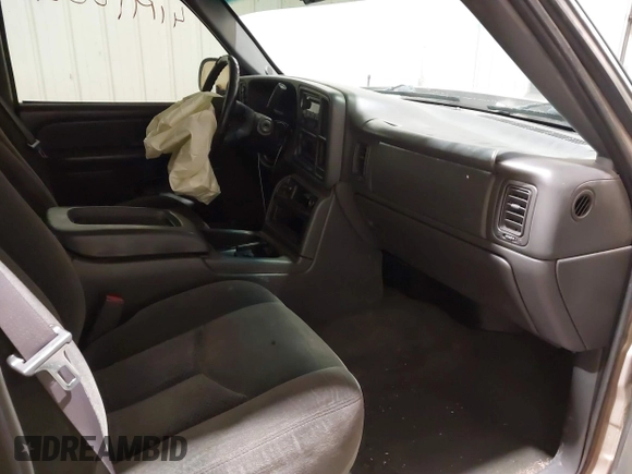 2006 Chevrolet Silverado 1500 LT1 with VIN 2GCEK13Z561329466, listed as a IAAI auction lot 41191062 with 208,661 mi miles. Bid and sale history available at carsss.com. Image 5.