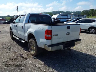 2006 Ford F-150 XLT z VIN 1FTPW14V66KD69645, wystawiony jako IAAI lot #42537636 z przebiegiem 237 535 mil mil oraz . Historia ofert i sprzedaży dostępna na DreamBid. Obrazek 3.