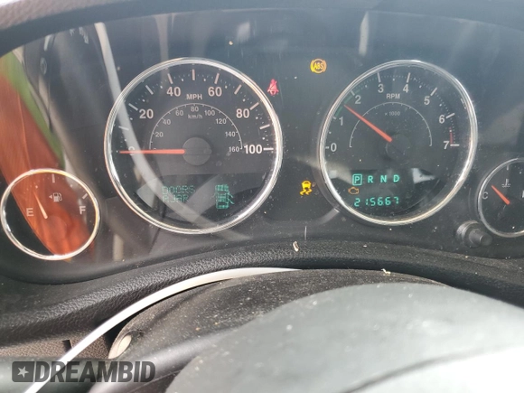 2013 Jeep Wrangler Unlimited Freedom z VIN 1C4BJWDG9DL542248, wystawiony jako Copart lot #58931345 z przebiegiem 215 667 mil mil oraz Czysty tytuł • Clean title. Historia ofert i sprzedaży dostępna na DreamBid. Obrazek 9.