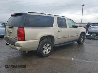 2007 GMC Yukon XL SLT z VIN 1GKFK16357J241184, wystawiony jako Copart lot #84410404 z przebiegiem Nie podano mil oraz Czysty tytuł • Clean title. Historia ofert i sprzedaży dostępna na DreamBid. Obrazek 3.