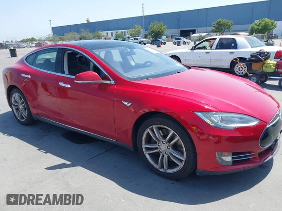 2014 Tesla Model S 60 with VIN 5YJSA1S11EFP33278, listed as a IAAI auction lot 42441781 with Not provided miles and . Bid and sale history available at DreamBid. Image 1.