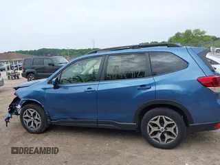 2019 Subaru Forester Premium with VIN JF2SKAGCXKH442640, listed as a IAAI auction lot 42488712 with 37,964 mi miles and . Bid and sale history available at DreamBid. Image 14.