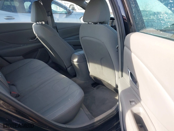 2021 Hyundai Elantra SEL with VIN 5NPLS4AG3MH005342, listed as a IAAI auction lot 41787600 with 85,819 mi miles. Bid and sale history available at carsss.com. Image 8.