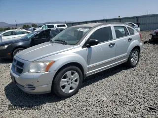 2007 Dodge Caliber SXT z VIN 1B3HB48B27D575845, wystawiony jako Copart lot #58974065 z przebiegiem 122 239 mil mil oraz Czysty tytuł • Clean title. Historia ofert i sprzedaży dostępna na DreamBid. Obrazek 1.