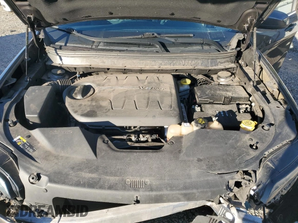 2019 Jeep Cherokee Latitude Plus with VIN 1C4PJLLX3KD130128, listed as a Copart auction lot 42393545 with 108,472 mi miles and Salvage Title. Bid and sale history available at DreamBid. Image 12.