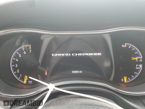 2021 Jeep Grand Cherokee Laredo E with VIN 1C4RJFAG5MC881480, listed as a Copart auction lot 56189395 with 40,263 mi miles and Salvage title. Bid and sale history available at DreamBid. Image 9.
