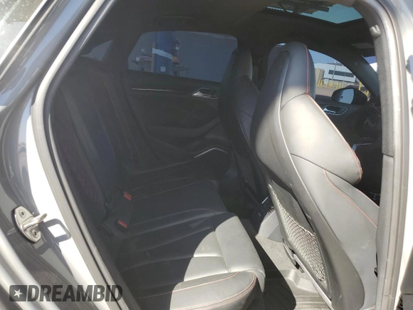 2020 Audi RS 3 z VIN WUABWGFF3LA902025, wystawiony jako Copart lot #75758204 z przebiegiem 46 013 mil mil oraz Szkoda całkowita • Salvage title. Historia ofert i sprzedaży dostępna na DreamBid. Obrazek 10.