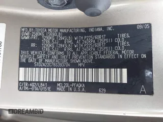 2006 Toyota Sienna XLE with VIN 5TDZA22C76S393704, listed as a IAAI auction lot 42062448 with 170,735 mi miles. Bid and sale history available at carsss.com. Image 9.