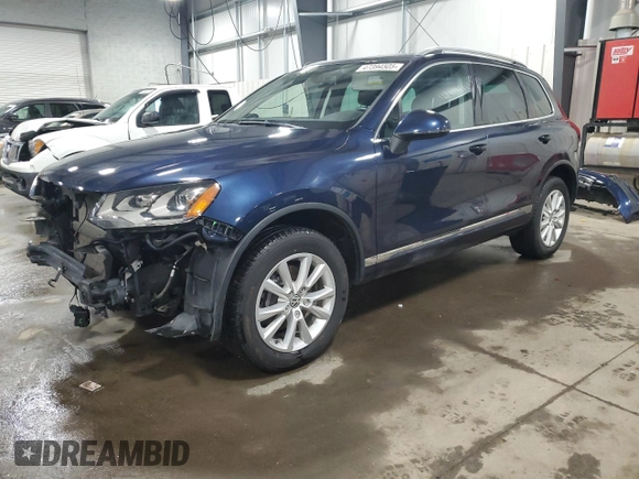 2014 Volkswagen Touareg Lux z VIN WVGEF9BP4ED006236, wystawiony jako Copart lot #47394505 z przebiegiem 85 179 mil mil oraz Szkoda całkowita • Salvage title. Historia ofert i sprzedaży dostępna na DreamBid. Obrazek 1.