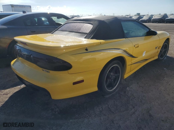 2002 Pontiac Firebird Trans Am with VIN 2G2FV32G522141787, listed as a Copart auction lot 77812874 with 0 mi miles and Non Repairable. Bid and sale history available at carsss.com. Image 3.
