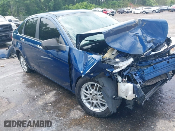 2008 Ford Focus SE z VIN 1FAHP35N38W110236, wystawiony jako IAAI lot #42055686 z przebiegiem 199 602 mil mil oraz . Historia ofert i sprzedaży dostępna na DreamBid. Obrazek 1.