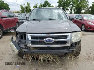 2012 Ford Escape XLT with VIN 1FMCU9DG8CKB42968, listed as a Copart auction lot 61763275 with 233,998 mi miles and Salvage title. Bid and sale history available at DreamBid. Image 5.