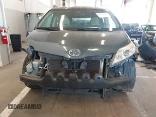 2014 Toyota Sienna Limited with VIN 5TDDK3DC6ES076022, listed as a IAAI auction lot 42174440 with 112,630 mi miles and . Bid and sale history available at DreamBid. Image 18.