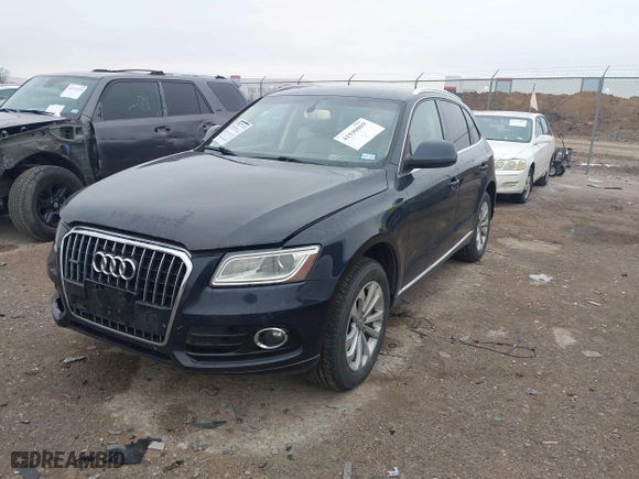 2014 Audi Q5 Premium Plus with VIN WA1LFAFP8EA046046, listed as a IAAI auction lot 41590009 with 128,452 mi miles. Bid and sale history available at carsss.com. Image 18.