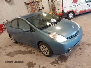 2005 Toyota Prius z VIN JTDKB20U053029781, wystawiony jako IAAI lot #42292144 z przebiegiem 208 165 mil mil oraz . Historia ofert i sprzedaży dostępna na DreamBid. Obrazek 1.