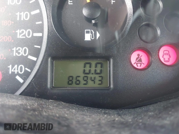 2001 Ford Focus LX with VIN 1FAFP33P21W309425, listed as a IAAI auction lot 41482071 with 86,943 mi miles and . Bid and sale history available at carsss.com. Image 7.