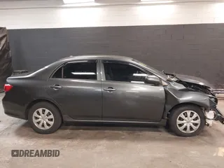 2010 Toyota Corolla z VIN 1NXBU4EE1AZ377922, wystawiony jako IAAI lot #41892589 z przebiegiem 103 178 mil mil oraz . Historia ofert i sprzedaży dostępna na DreamBid. Obrazek 13.