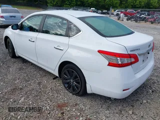 2015 Nissan Sentra SL z VIN 3N1AB7AP8FY257072, wystawiony jako IAAI lot #42189918 z przebiegiem 192 892 mil mil oraz . Historia ofert i sprzedaży dostępna na DreamBid. Obrazek 3.