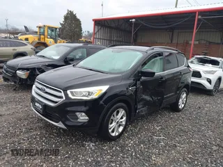 2017 Ford Escape SE with VIN 1FMCU0GD0HUD45409, listed as a IAAI auction lot 41859352 with 52,984 mi miles. Bid and sale history available at carsss.com. Image 17.