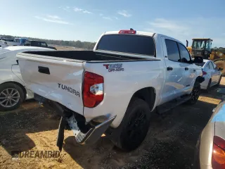 2020 Toyota Tundra 2WD SR5 with VIN 5TFEY5F18LX261514, listed as a Copart auction lot 81671424 with 80,101 mi miles and Salvage Title. Bid and sale history available at carsss.com. Image 3.