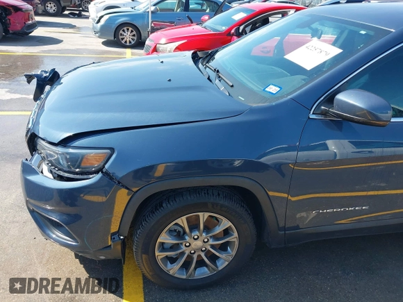 2019 Jeep Cherokee Latitude Plus with VIN 1C4PJLLX9KD469704, listed as a IAAI auction lot 42257879 with 90,917 mi miles and . Bid and sale history available at DreamBid. Image 18.