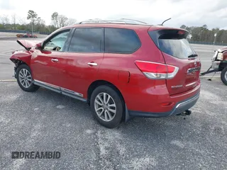 2015 Nissan Pathfinder SV with VIN 5N1AR2MN9FC625169, listed as a IAAI auction lot 40940937 with 68,555 mi miles and . Bid and sale history available at DreamBid. Image 3.