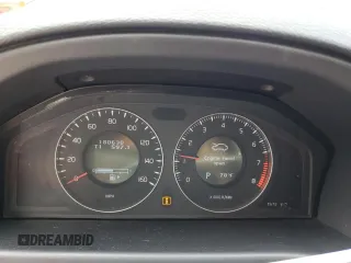 2008 Volvo V70 with VIN YV1BW982X81050423, listed as a Copart auction lot 70336014 with 180,630 mi miles and Salvage title. Bid and sale history available at DreamBid. Image 9.