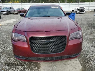 2016 Chrysler 300 Anniversary Edition z VIN 2C3CCAAG9GH278220, wystawiony jako Copart lot #56744645 z przebiegiem 60 889 mil mil oraz Szkoda całkowita • Salvage title. Historia ofert i sprzedaży dostępna na DreamBid. Obrazek 5.