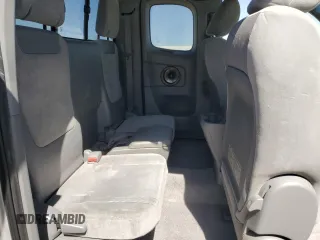 2010 Toyota Tacoma z VIN 5TEUU4EN1AZ740210, wystawiony jako Copart lot #58001235 z przebiegiem 126 682 mil mil oraz Szkoda całkowita • Salvage title. Historia ofert i sprzedaży dostępna na DreamBid. Obrazek 10.