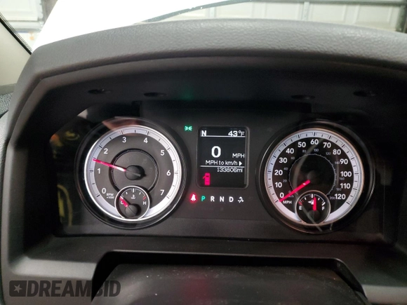2015 Ram 2500 Tradesman z VIN 3C6TR5HT4FG577026, wystawiony jako Copart lot #52816585 z przebiegiem 133 806 mil mil oraz Czysty tytuł • Clean title. Historia ofert i sprzedaży dostępna na DreamBid. Obrazek 9.