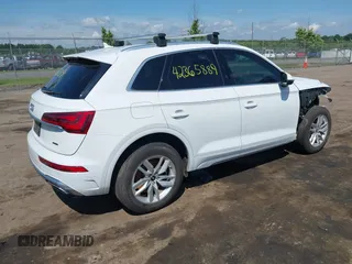 2022 Audi Q5 S line Premium z VIN WA1GAAFY3N2027603, wystawiony jako IAAI lot #42365889 z przebiegiem 53 868 mil mil oraz . Historia ofert i sprzedaży dostępna na DreamBid. Obrazek 4.
