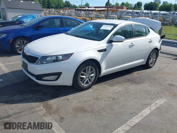 2013 Kia Optima LX z VIN KNAGM4A7XD5374109, wystawiony jako IAAI lot #42209534 z przebiegiem 184 578 mil mil oraz . Historia ofert i sprzedaży dostępna na DreamBid. Obrazek 17.