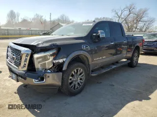 2016 Nissan Titan SL z VIN 1N6BA1F40GN515676, wystawiony jako Copart lot #48865025 z przebiegiem 202 863 mil mil oraz Szkoda całkowita • Salvage title. Historia ofert i sprzedaży dostępna na DreamBid. Obrazek 1.