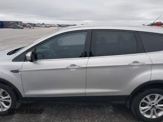 2017 Ford Escape SE with VIN 1FMCU0GD8HUC00733, listed as a IAAI auction lot 41576112 with 130,484 mi miles. Bid and sale history available at carsss.com. Image 14.