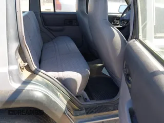 1997 Jeep Cherokee Sport with VIN 1J4FJ68SXVL523204, listed as a IAAI auction lot 42619498 with 270,262 mi miles and . Bid and sale history available at DreamBid. Image 8.