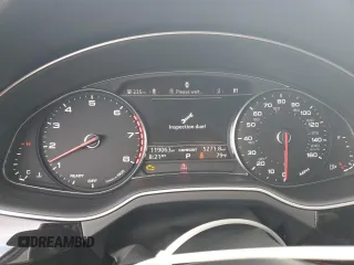 2018 Audi Q7 Premium Plus with VIN WA1LABF77JD014718, listed as a Copart auction lot 63230515 with 119,063 mi miles and Clean title. Bid and sale history available at DreamBid. Image 9.
