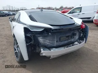 2016 BMW i8 with VIN WBY2Z2C53GV675600, listed as a IAAI auction lot 42079477 with 26,756 mi miles. Bid and sale history available at carsss.com. Image 18.