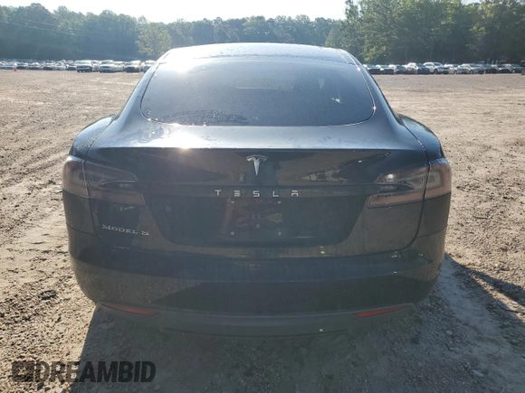 2014 Tesla Model S 60 z VIN 5YJSA1H10EFP40472, wystawiony jako Copart lot #55942595 z przebiegiem 104 241 mil mil oraz Czysty tytuł • Clean title. Historia ofert i sprzedaży dostępna na DreamBid. Obrazek 6.